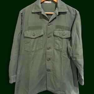 Unbranded Men's Green Shirt